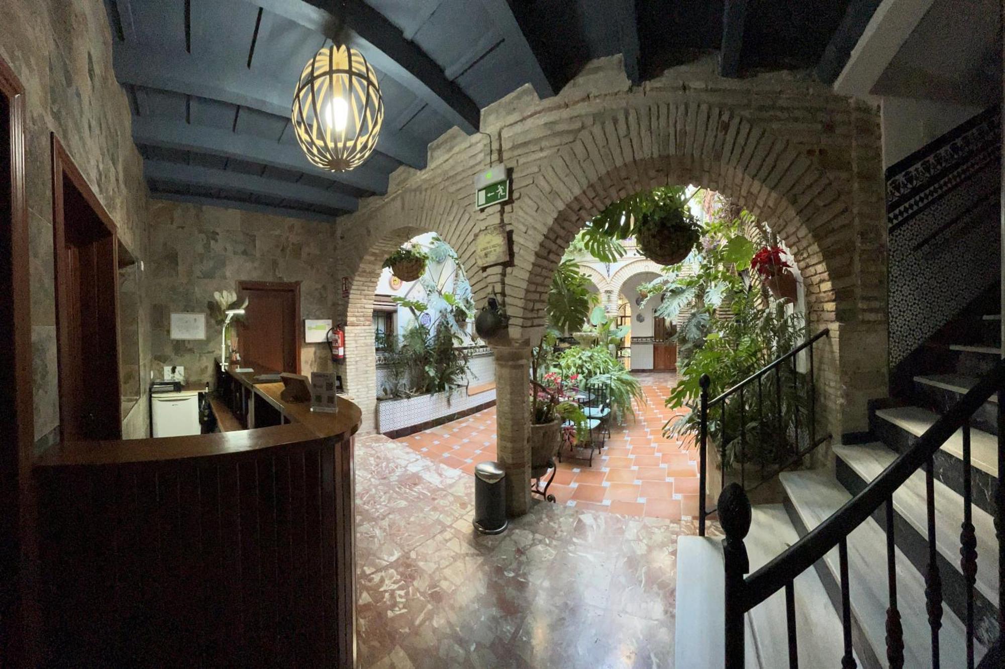 Pension Los Arcos Cordoba Luaran gambar