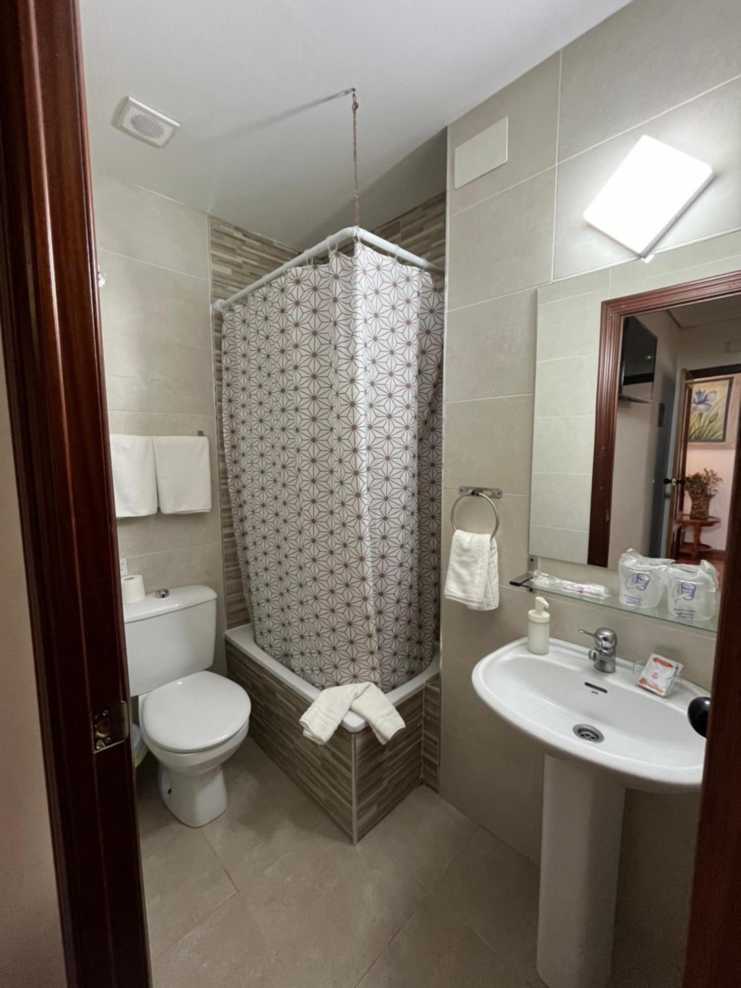 Pension Los Arcos Cordoba Luaran gambar